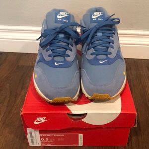 Nike Air Max 1 Premium